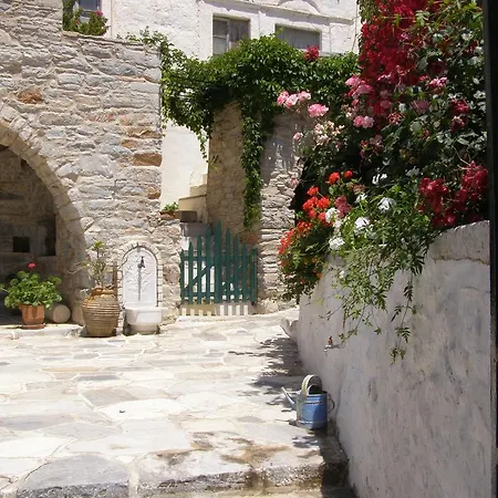 Zeus House Naxos * Filótion