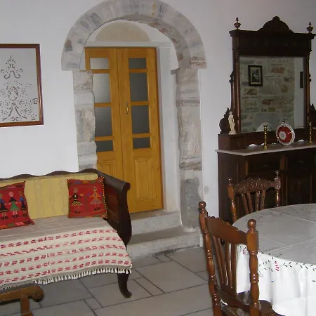 Zeus House Naxos Filótion